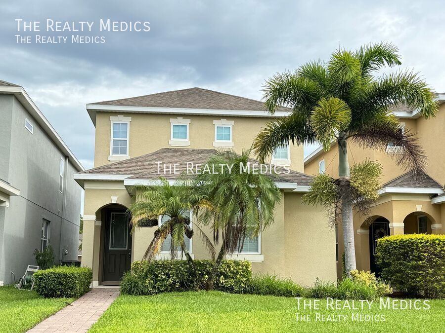 Photo - 15764 Avenue Of The Arbors-