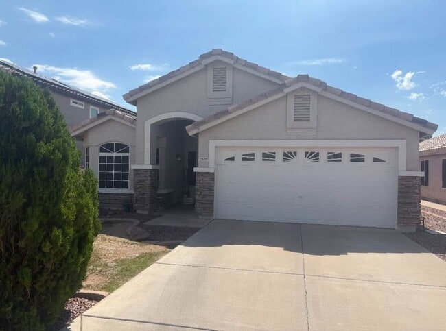 Foto del edificio - 2537 E Kent Ave