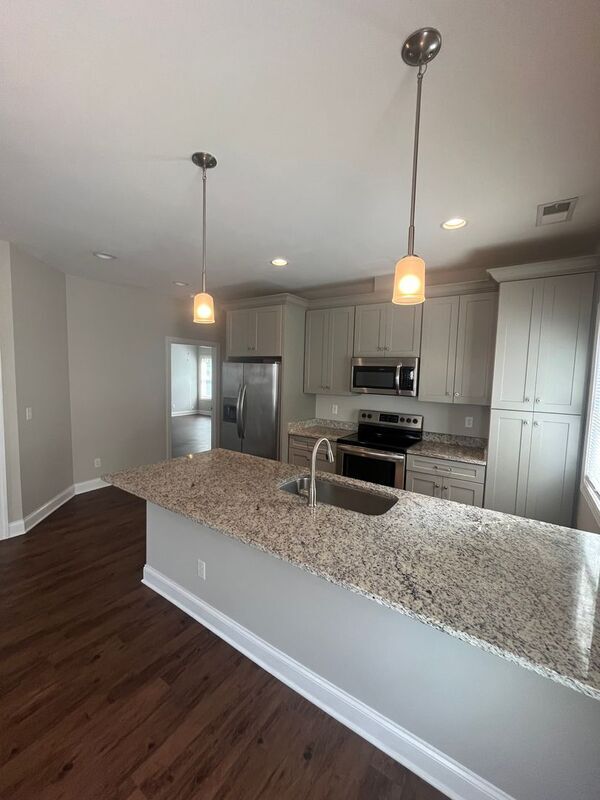 Foto del edificio - 5344 Roosevelt Rd