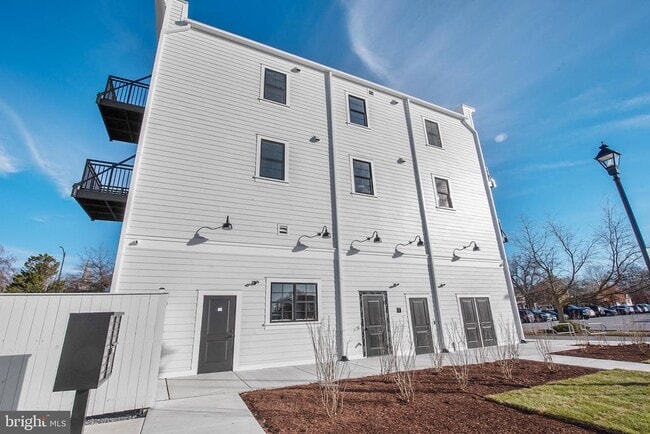 Foto del edificio - 123 S Washington St