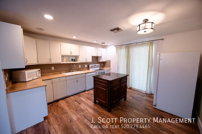 Foto del edificio - 3508 E Gelding Dr