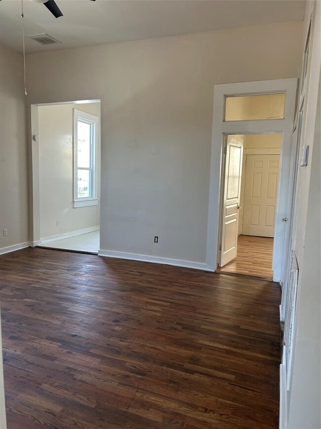 Building Photo - 1622 Pannell St