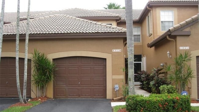 Photo - 1348 Veracruz Ln Townhome