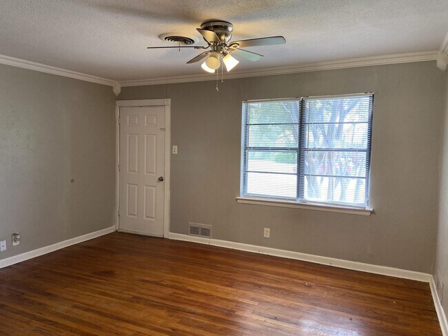 Foto del edificio - 1016 W Cheryl Ave