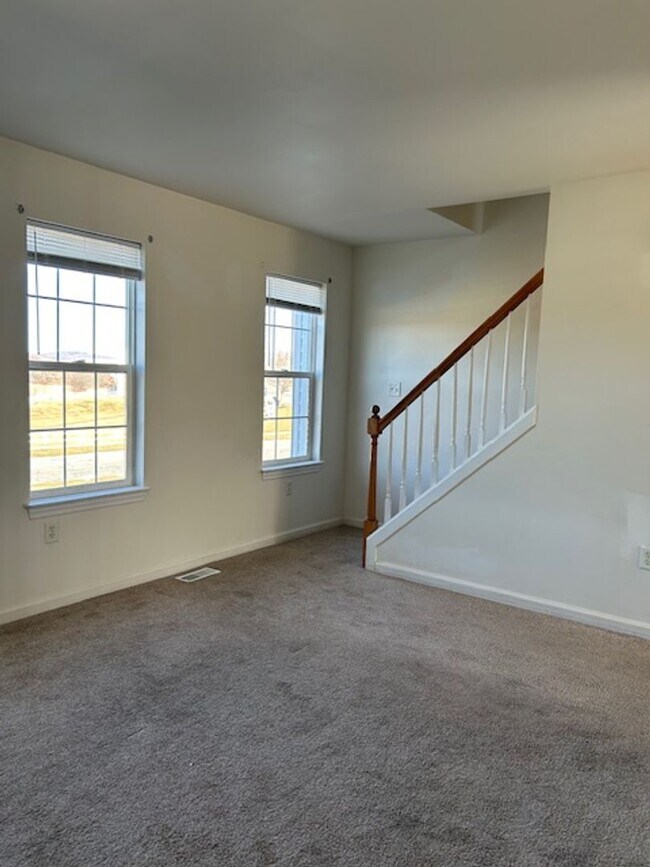 Foto del edificio - 3 Bedroom 1.5 Bath in Central School District