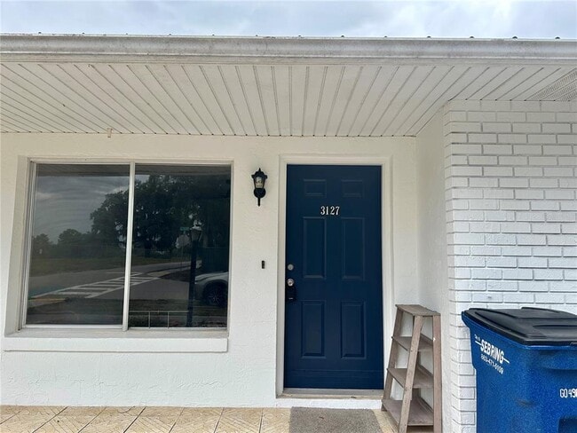 Building Photo - 3127 Villa Rd