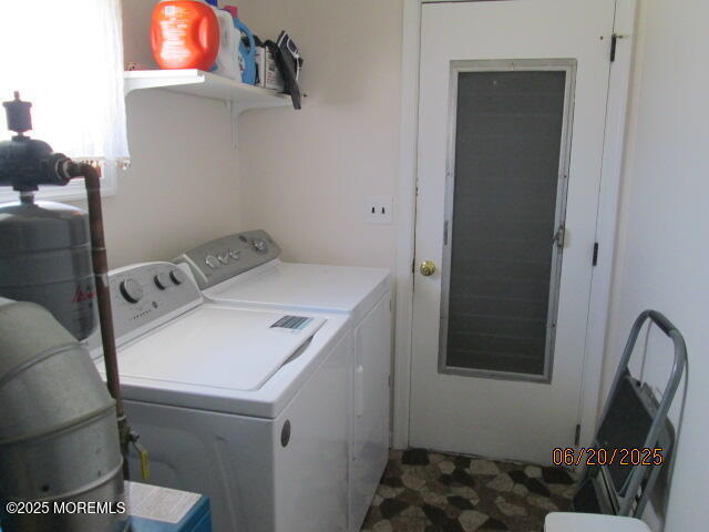 Foto del edificio - 241 Ocean Bay Blvd