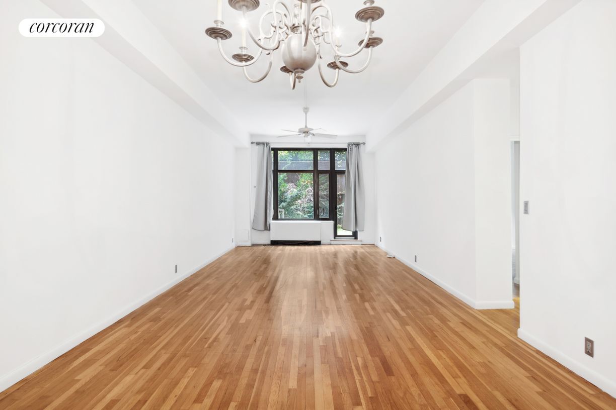 Foto principal - 55 E 9th St