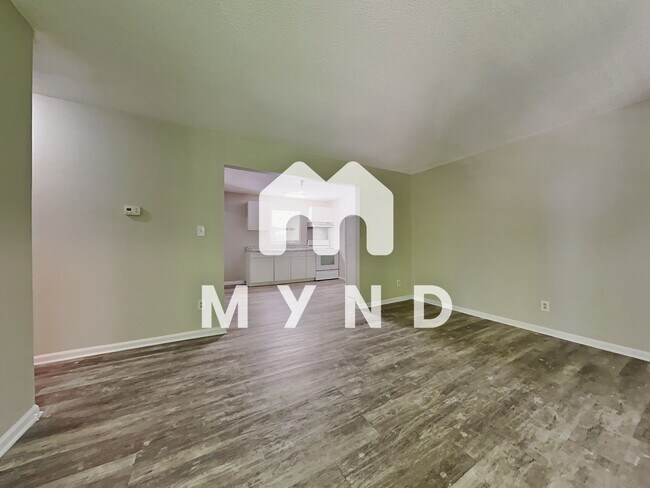 Foto del edificio - 1600 Poole Rd Unit G