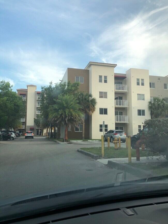 Building Photo - 11040 SW 196th St