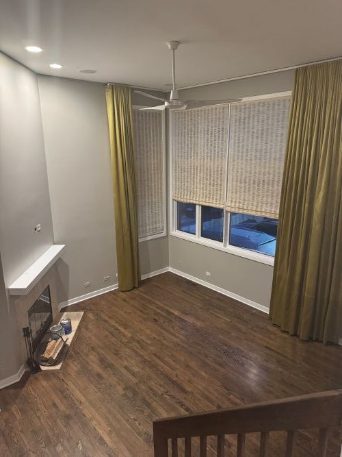 Foto del edificio - 860 N ELSTON Ave