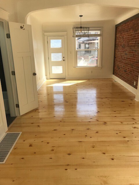 Foto del edificio - 1013-1015 South Washington Street, LLC
