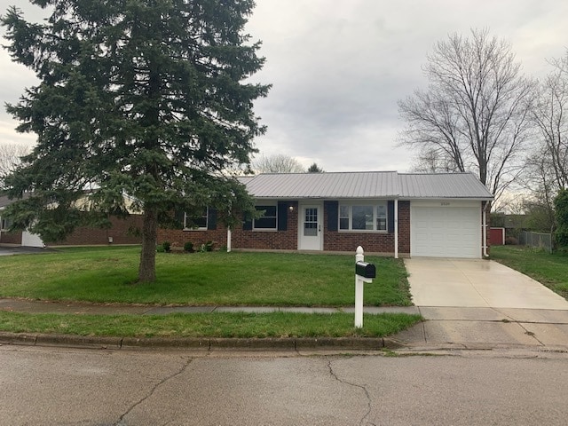 Primary Photo - 2520 Glenmore Ct