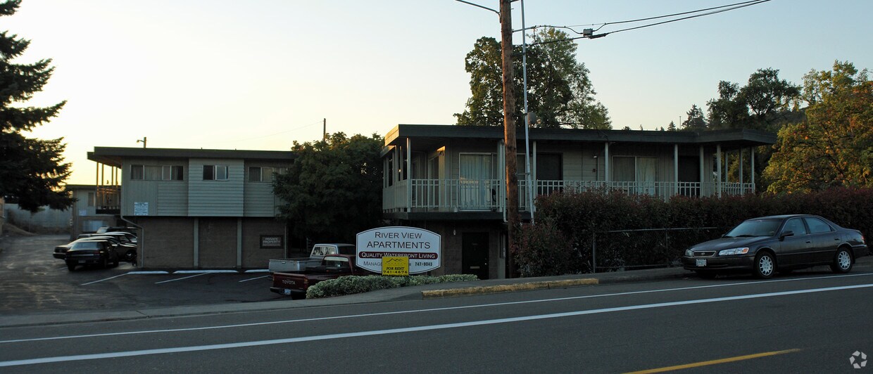 Foto principal - Riverview Apartments