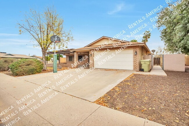 Building Photo - 4527 W Ruth Ave