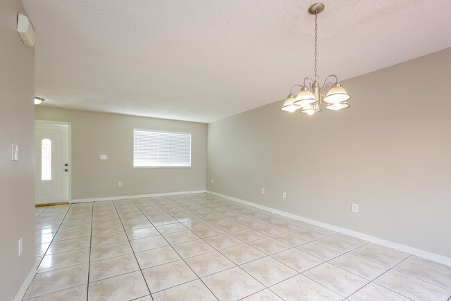 Building Photo - 17938 SW 154 Ct