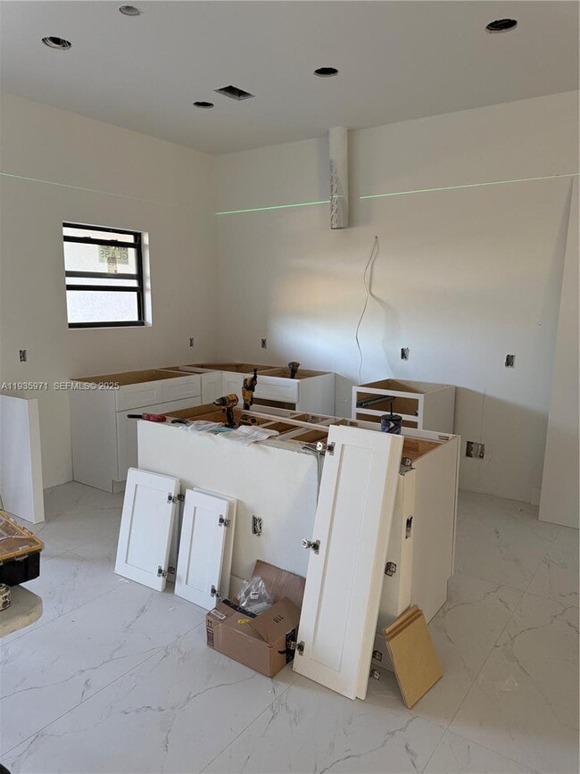 Building Photo - 66 Organ St