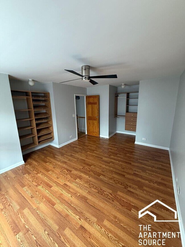 Foto del edificio - 744 W Gordon Terrace