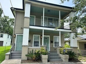 Building Photo - 1070 Day Ave
