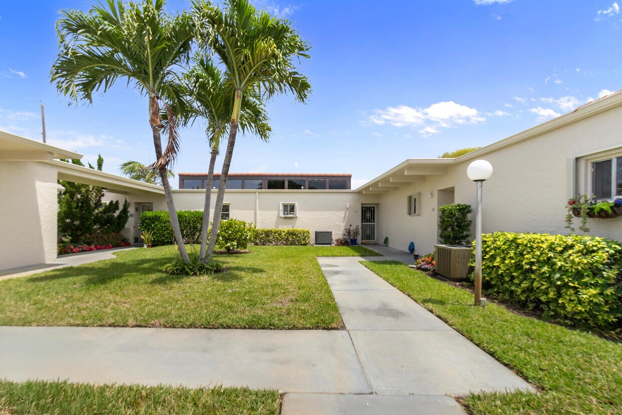 Foto principal - 2651 Boundbrook Blvd