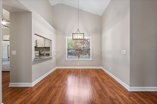 Building Photo - Coming Soon 3 bed 2 bath home available fo...