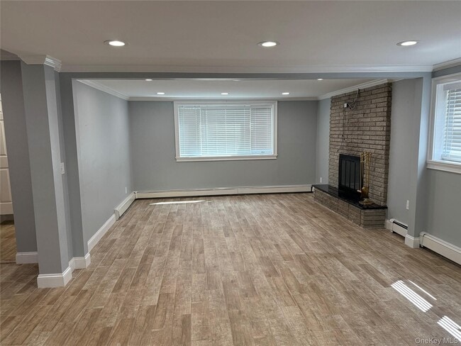 Building Photo - 73 Plum Rd