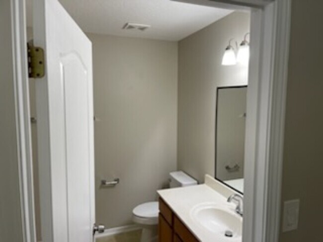 Building Photo - 1873 Shay-Lin Ct
