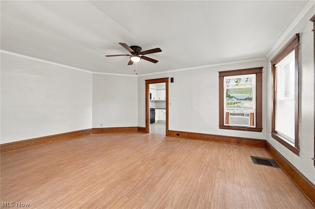 Building Photo - 1373 Thoreau Rd