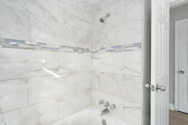 Foto del edificio - 11716 Coyle St