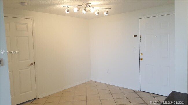 Building Photo - 3500 Coral Way