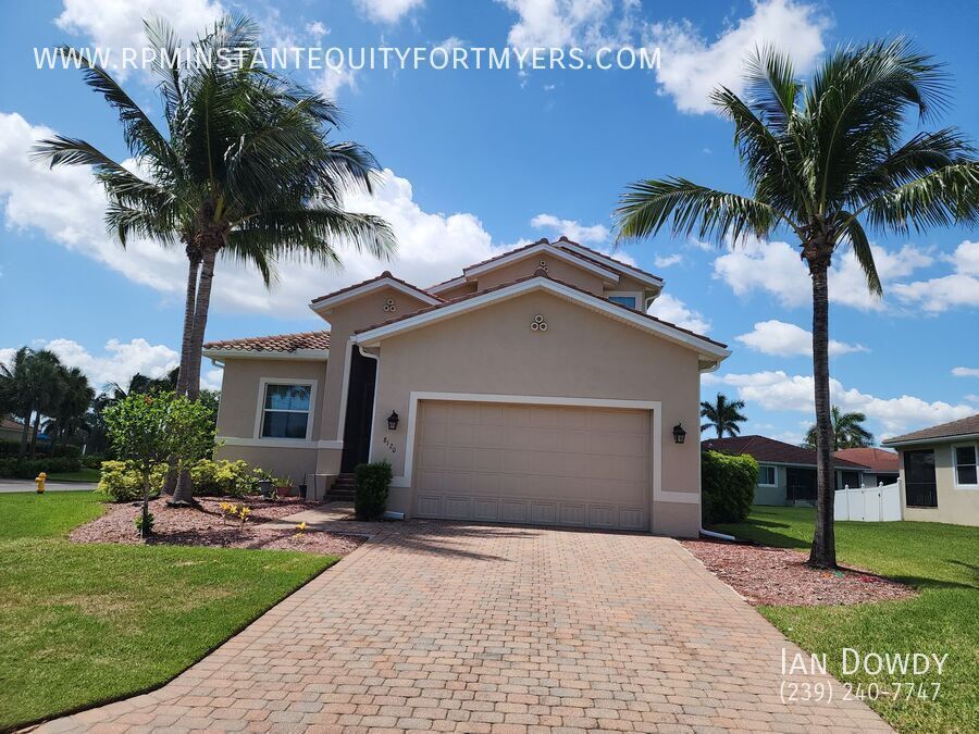 Primary Photo - 8120 Banyan Breeze Way
