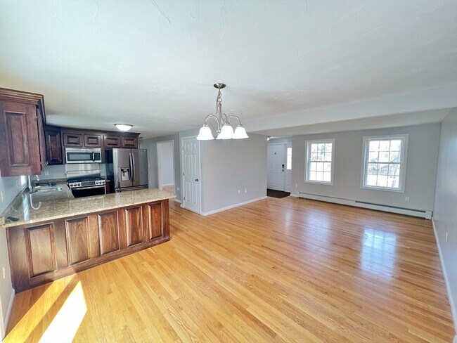 Foto del edificio - 78 Bayberry Hill Rd