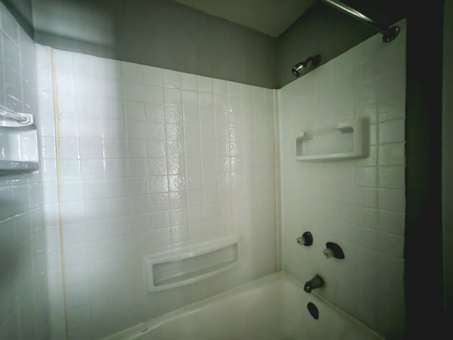 Foto del edificio - 474 W 14th Pl