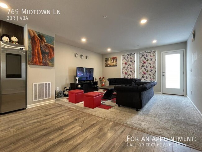 Foto del edificio - 769 Midtown Ln