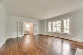 Building Photo - 3303 Drexel Dr