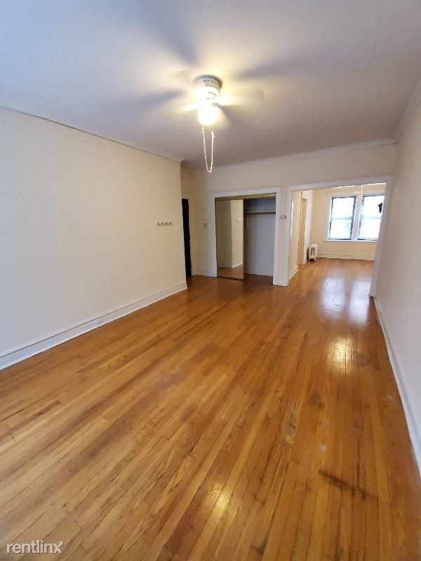 Foto del edificio - 6824 N Wayne Ave