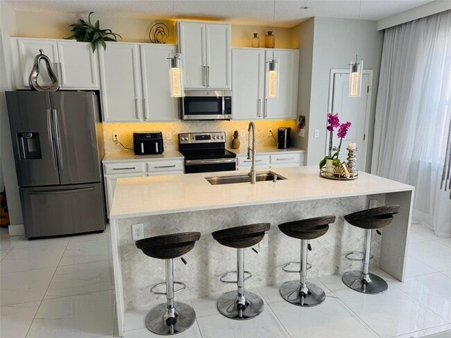 Building Photo - 6313 Glory Bower Dr