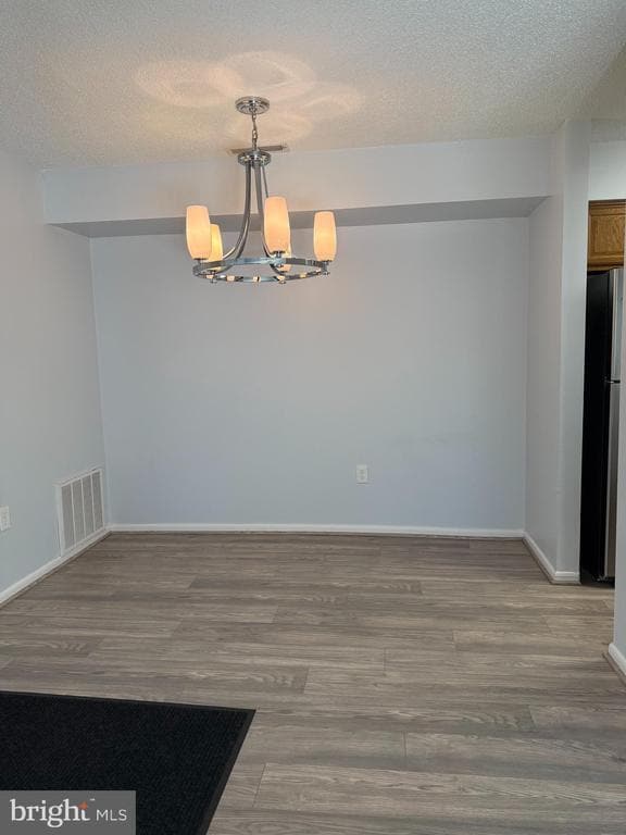 Building Photo - 1819 Ravens Crest Dr