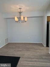 Building Photo - 1819 Ravens Crest Dr