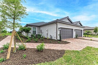 Building Photo - 3117 Formia Ct