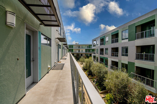 Foto del edificio - 11500 Tennessee Ave