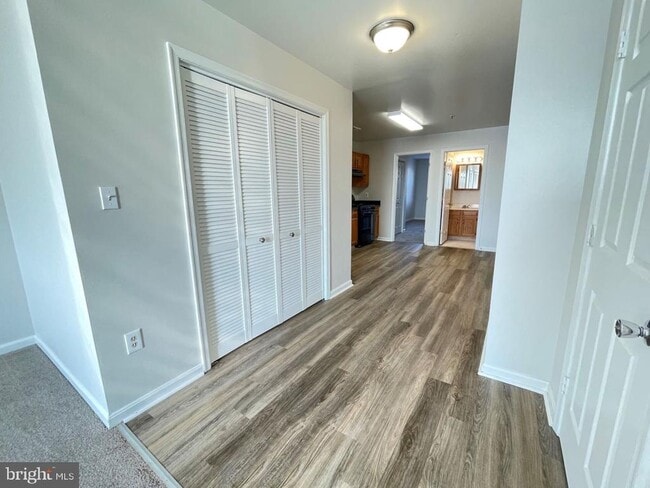 Building Photo - 1619 St Paul St