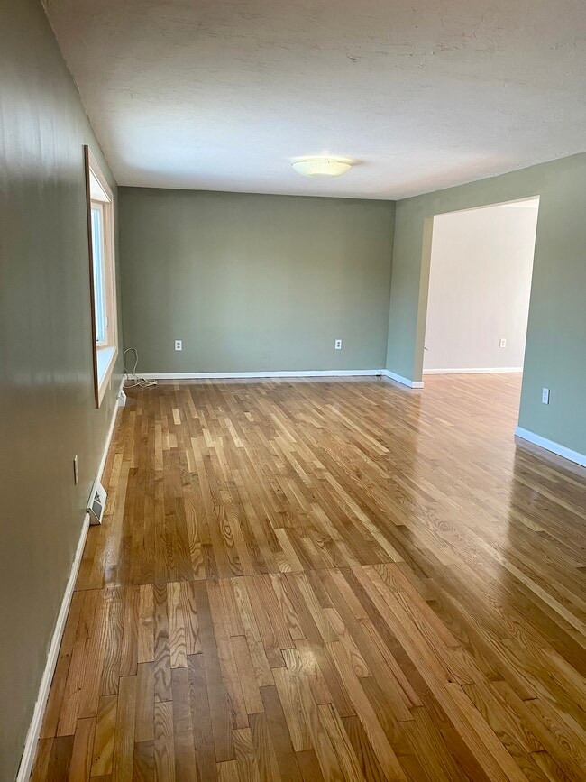 Photo - 30 Country Club Dr Townhome