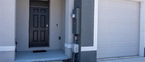 Building Photo - 1615 Hubbell Rd