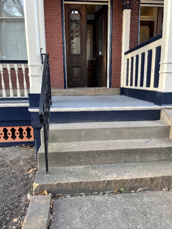 Building Photo - 1304 Liverpool St