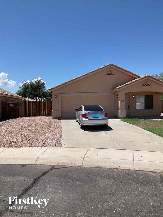 Primary Photo - 15009 W Rampart Dr