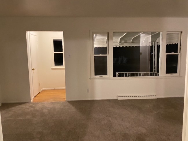 Building Photo - 1710 Alexander Cir