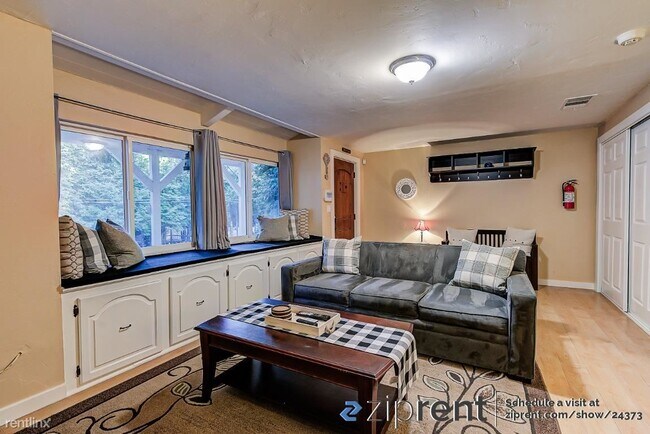 Foto del edificio - 2 br, 2 bath House - 28819 Potomac Drive, ...