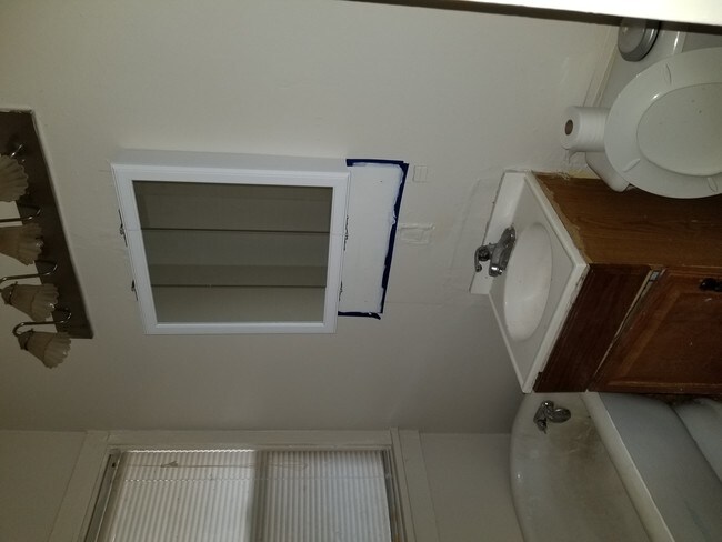Foto del edificio - 839 E Vineyard Ave
