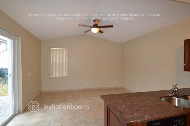 Foto del edificio - 18442 NW 22nd St